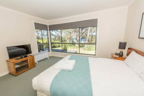 Allure - Accommodation Nelson Bay 0