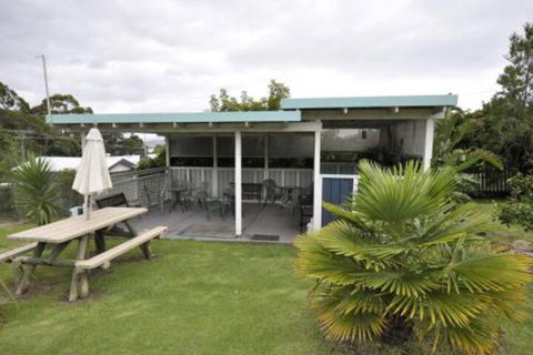 Ballymena Holiday Units - Accommodation Nelson Bay 6