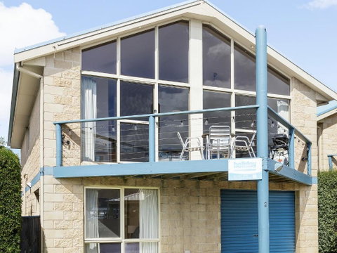 Cloud Nine - Accommodation Nelson Bay 3