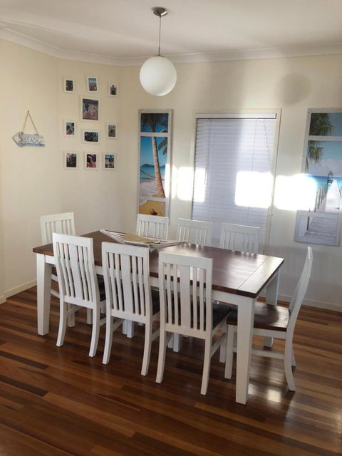Our Beach House - Accommodation Nelson Bay 2