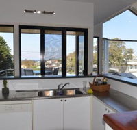 The Boat House - Accommodation Nelson Bay
