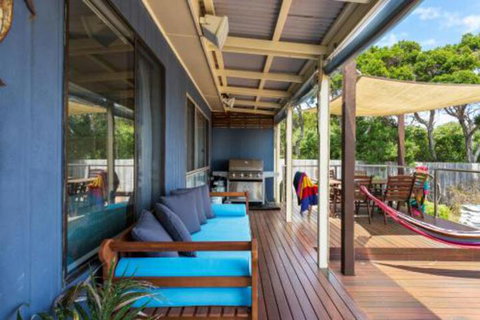 All Decked Out - Accommodation Nelson Bay 7