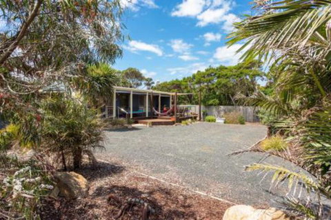 All Decked Out - Accommodation Nelson Bay 5