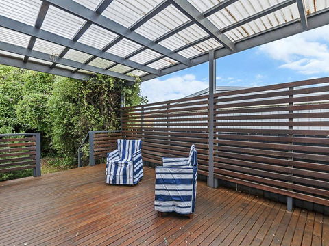 GUILDFORD COTTAGE - Accommodation Nelson Bay 3