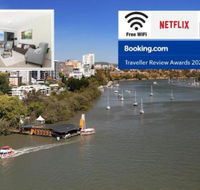 Amazing River View 3 Bedroom Apartment Brisbane CBD Netflix Fast Wifi Carpark - Accommodation Nelson Bay