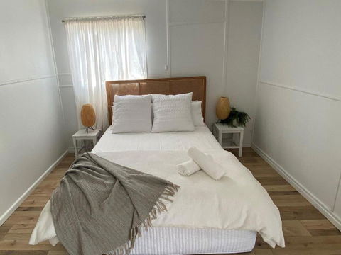 Toukley Waterfront Oasis - Accommodation Nelson Bay 3