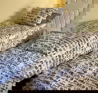 Escape to Strathfield for 8 guests - Accommodation Nelson Bay