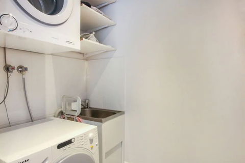 Spacious 2 Bedroom Apartment In Ascot With Large Private Garden - Accommodation Nelson Bay 6