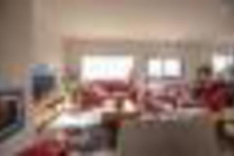 Silverdown Guesthouse - Accommodation Nelson Bay 6