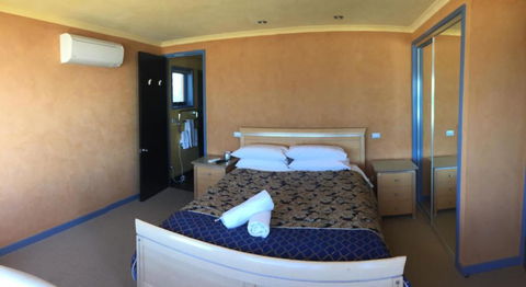 The Penthouse - Accommodation Nelson Bay 5