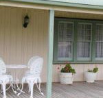 Beach Holiday Cottage - Accommodation Nelson Bay