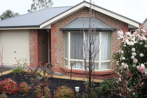 C And C Tanunda - Accommodation Nelson Bay 1