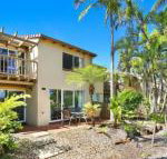 Resort Style The Oasis Resort Villa 7 2 Landsborough Pde - Accommodation Nelson Bay