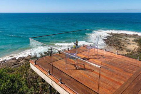 THE DECK HOUSE A WYE RIVER ICON - Accommodation Nelson Bay 6