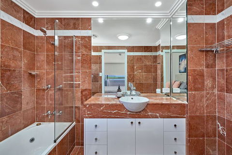 Belle Escapes Luxury Penthouse With Ocean Views - Accommodation Nelson Bay 2