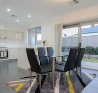 Douro Place - Accommodation Nelson Bay