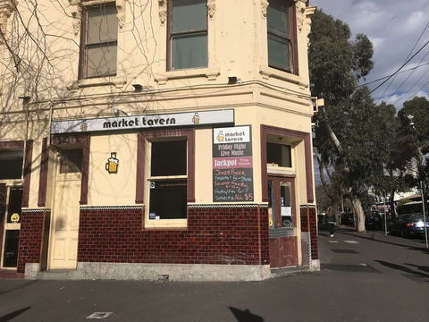Market Tavern - Hostel And Bar - Accommodation Nelson Bay 1