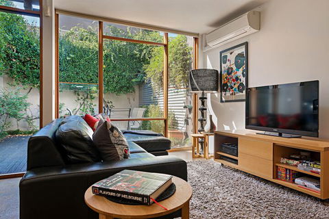 Fitzgeorge - Accommodation Nelson Bay 5