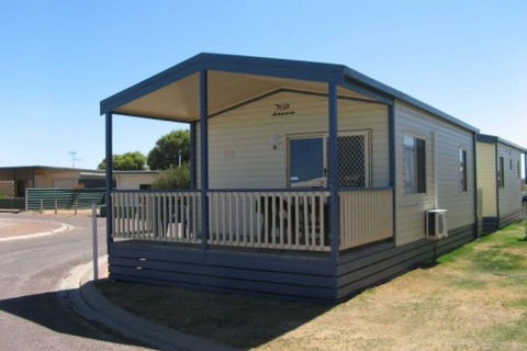 ARNO BAY CARAVAN PARK - Nelsons Bay Accommodation 4