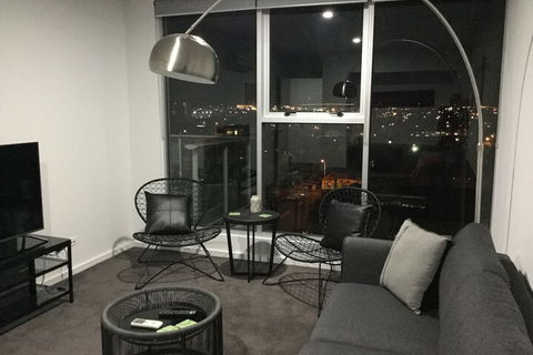 Sub Penthouse On Barkly Street - Accommodation Nelson Bay 6