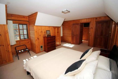 The Great House Bnb - Accommodation Nelson Bay 6