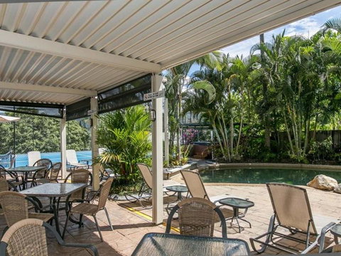 Absolute Beachfront With Million Dollar Views - Accommodation Nelson Bay 2