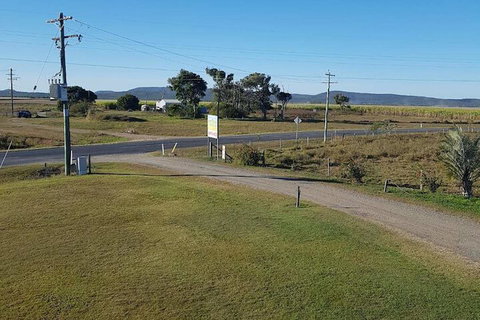 A Country View Motel - Ilbilbie - Accommodation Nelson Bay 1