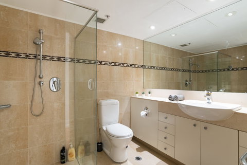 Apartment CBD - Pitt - Accommodation Nelson Bay 6