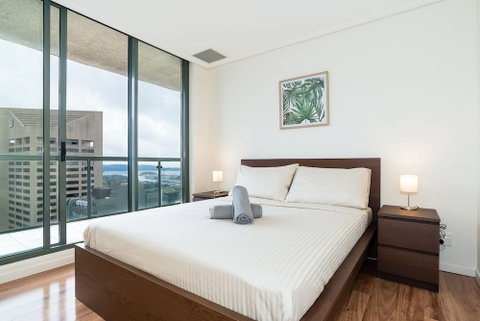 Apartment CBD - Pitt - Accommodation Nelson Bay 2