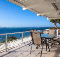 3 Bedroom House Classic View 2 / 49 Victoria Parade FREE WIFI - Accommodation Nelson Bay