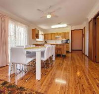 3 Bedroom House Nelson Street PET FRIENDLY - Accommodation Nelson Bay
