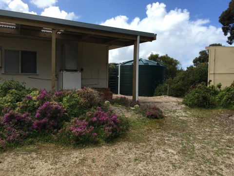 Camelot - Accommodation Nelson Bay 4