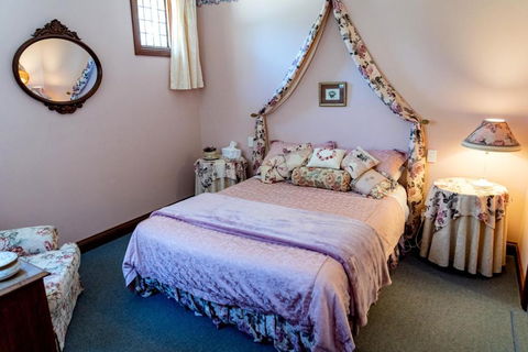 Gasworks B & B Cottages - Accommodation Nelson Bay 3