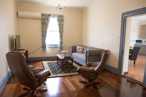 Spencer Cottage - Accommodation Nelson Bay 3