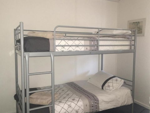 Blakeney Holiday House - Accommodation Nelson Bay 2