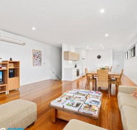 Soave - Accommodation Nelson Bay