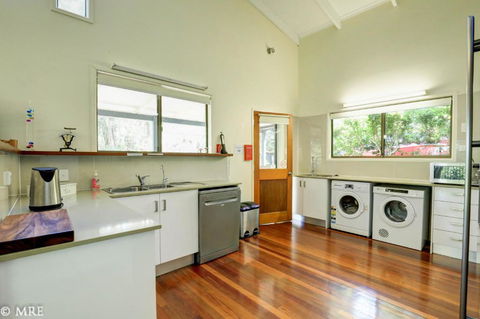 SerenityatMontville - Accommodation Nelson Bay 3