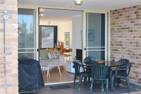OCEANSIDE 5 - Nelson Bay Accommodation.com 6