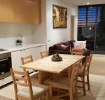 2BEDS Melbourne CentralCrown CasinoColinS Cross