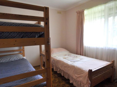 RETRO RETREAT INLET SIDE - Accommodation Nelson Bay 2