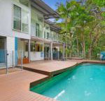2 Satinwood Drive Rainbow Shores Executive Level Beach House Pool Walk to Beach - Accommodation Nelson Bay