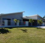 Seadaze 1 Rainbow Beach Gorgeous unit close to the beach Aircon Pool - Accommodation Nelson Bay