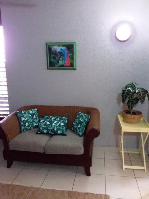 Jackies City Central Apartment - Accommodation Nelson Bay 5