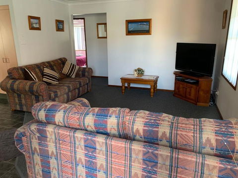 The Beach House On Fitzroy At Anna Bay - Accommodation Nelson Bay 2
