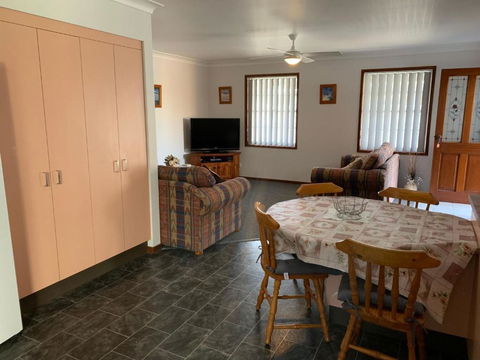 The Beach House On Fitzroy At Anna Bay - Accommodation Nelson Bay 3