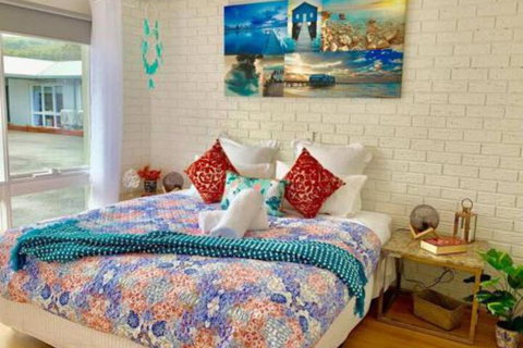 PARADISE COURT VILLA 1 Free Wifi - Accommodation Nelson Bay 5