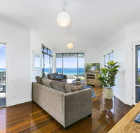 Panoramic Ocean Views in Peregian Beach 41 Parakeet Cresent - Accommodation Nelson Bay