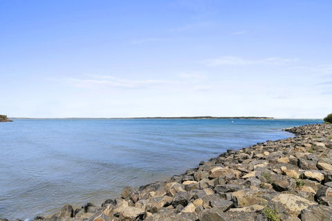 Beauty AND THE Peace - Inlet Side - Accommodation Nelson Bay 6