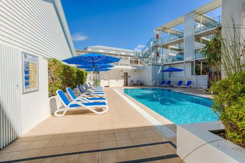 Unit 8 Plantation Resort Rainbow Beach Plantation Resort Air Conditioned Pool & Outdoor Spa - Accommodation Nelson Bay 1