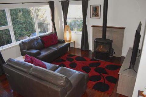 NEW Winston Cottage Leura Views & Location - Accommodation Nelson Bay 2